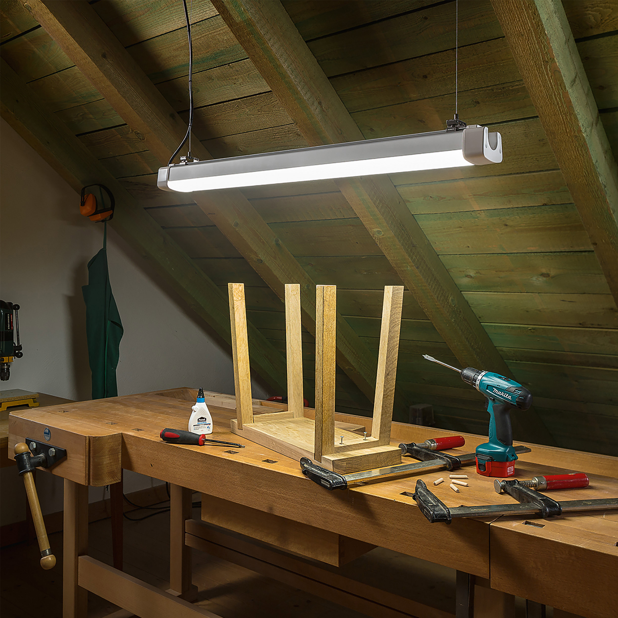 Universalleuchte 40 W/ 12 - 24 VDC