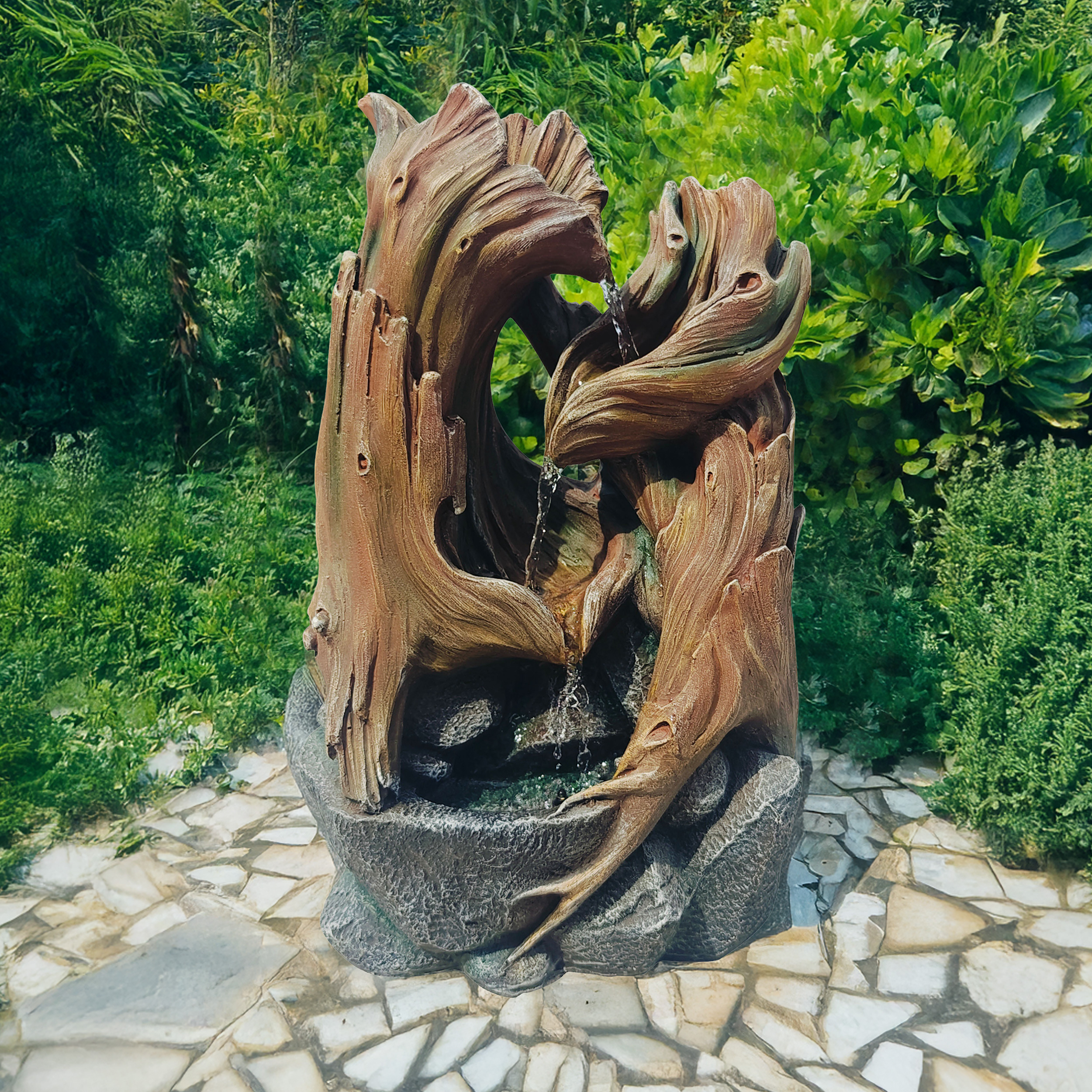 Solar Zierbrunnen im dekorativen Wurzeldesign und LED Licht