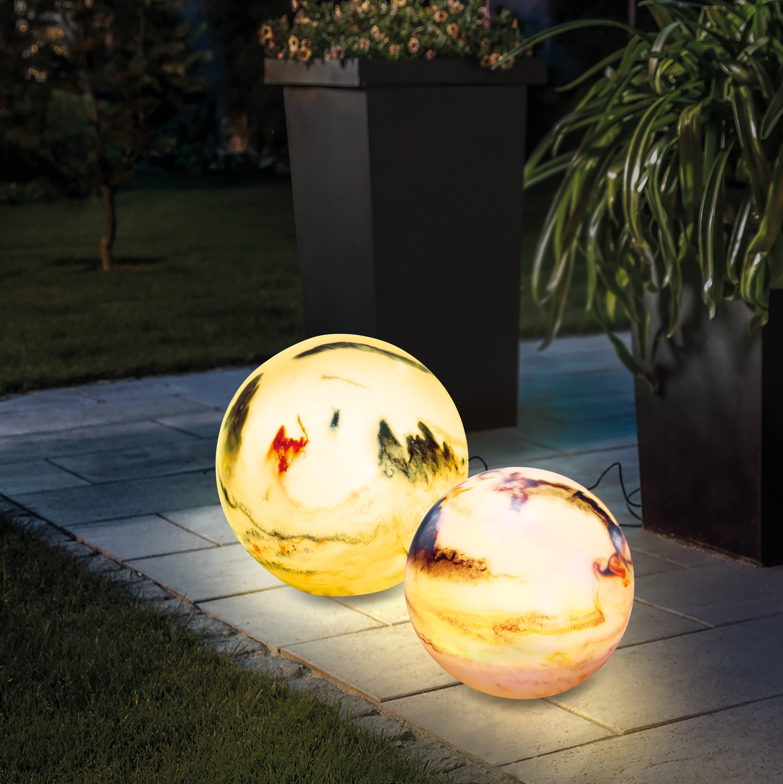 Deko-Solarkugeln ⌀ 26 & 32 cm in Marmor-Optik