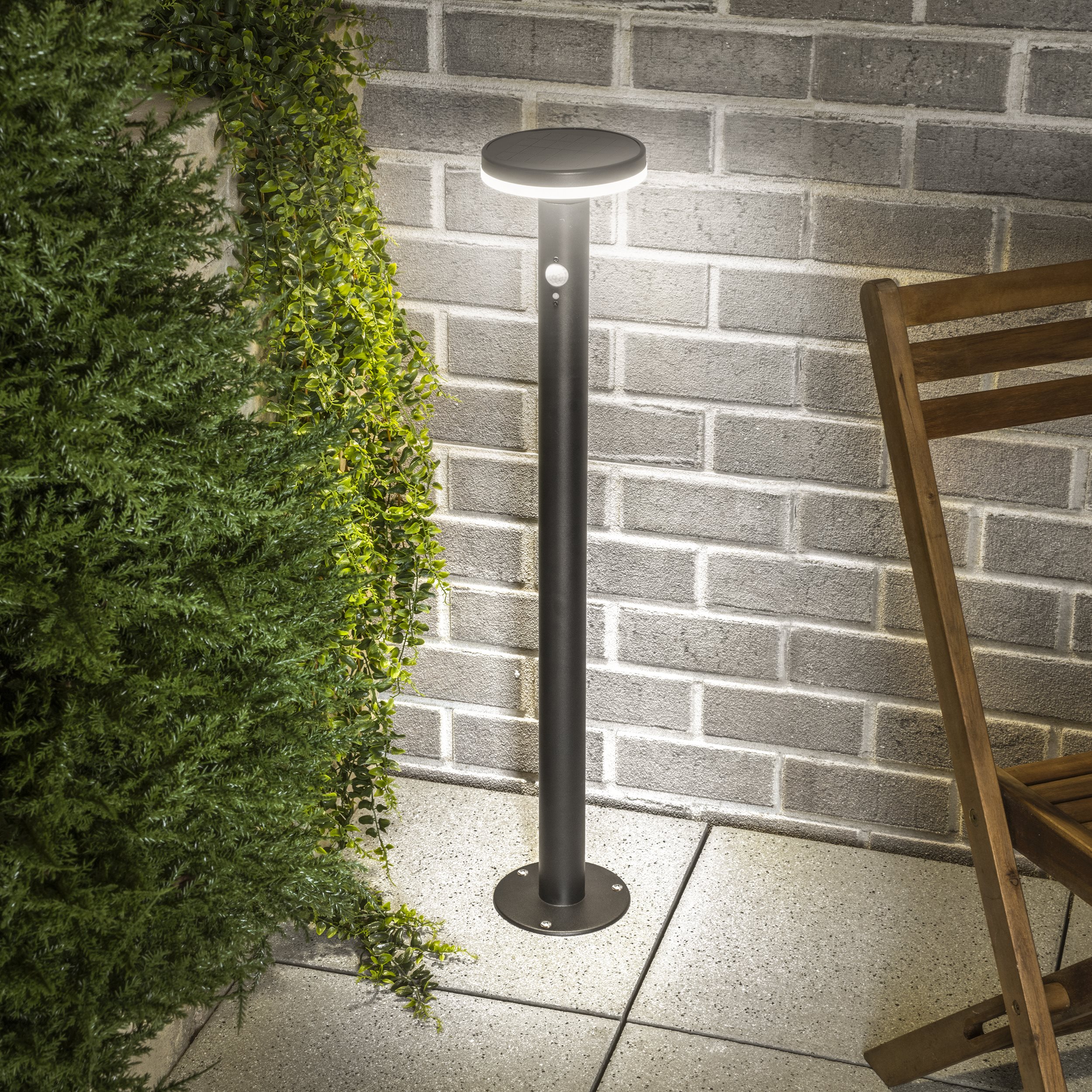 Solar PIR-Standleuchte Mia 85 cm in schwarz