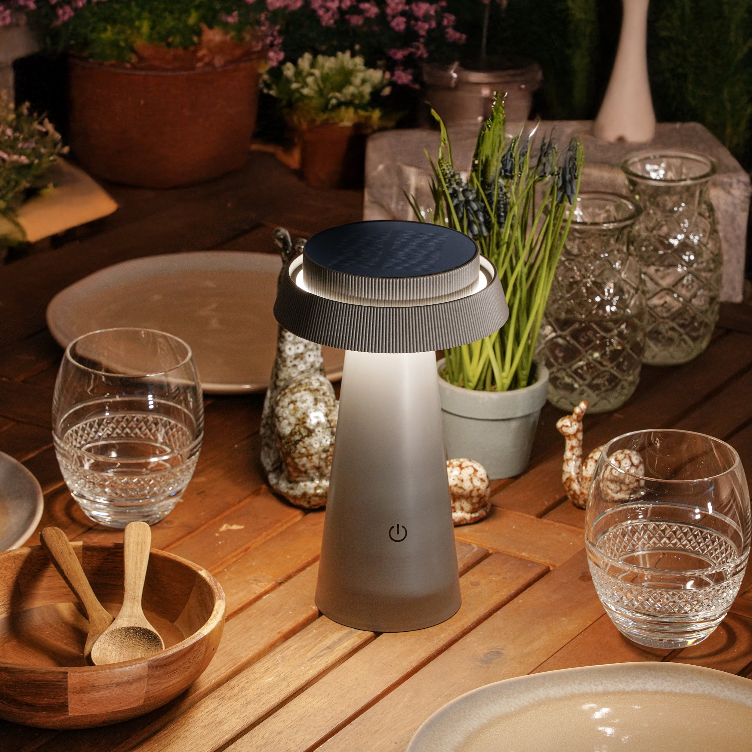 Solar Sensor Tisch- und Campingleuchte Sissi 23 CCT