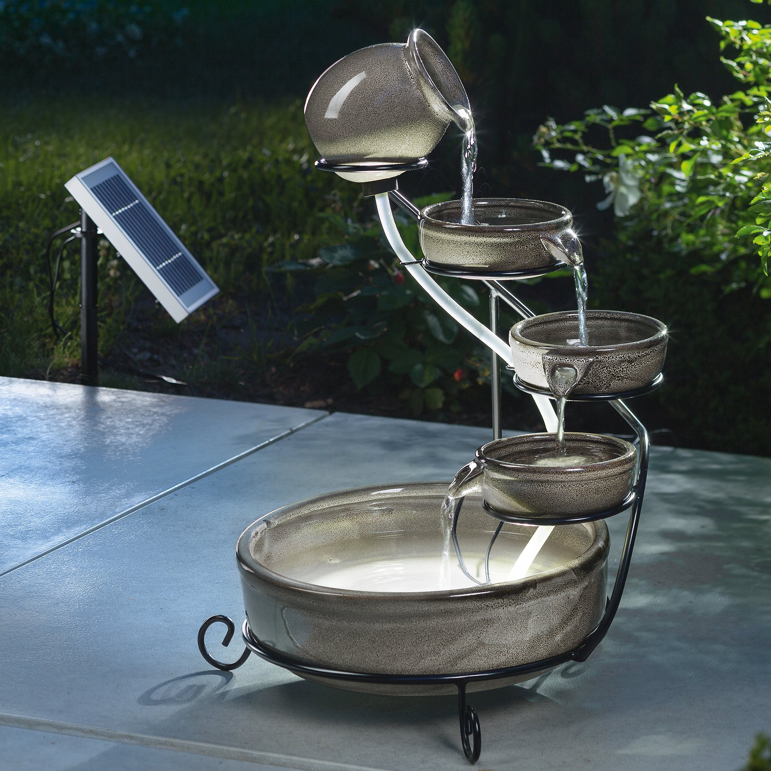 Solar Kaskadenbrunnen Pisa grau mit LED-Beleuchtung