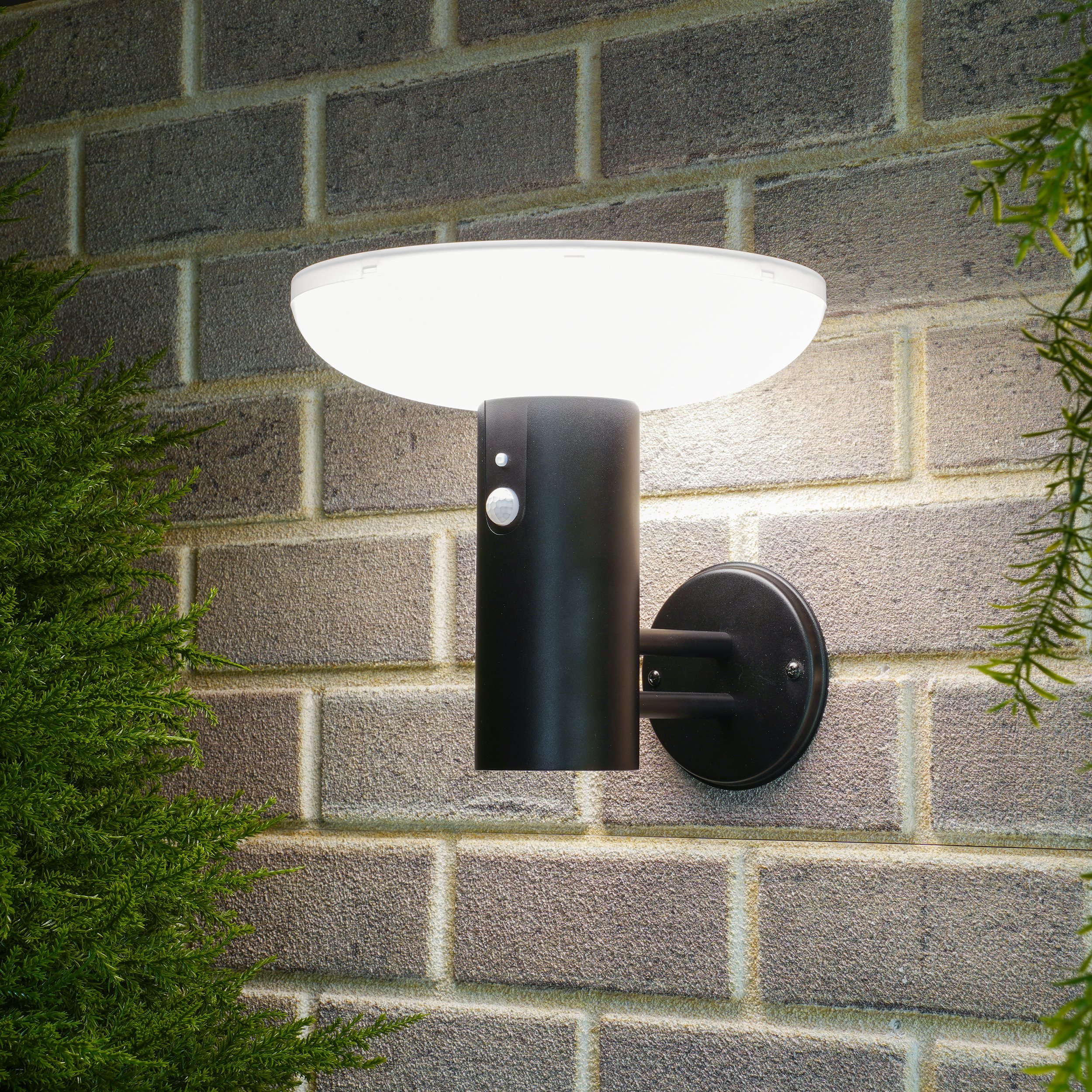 Solar Wandleuchte Linus mit Bewegungssensor