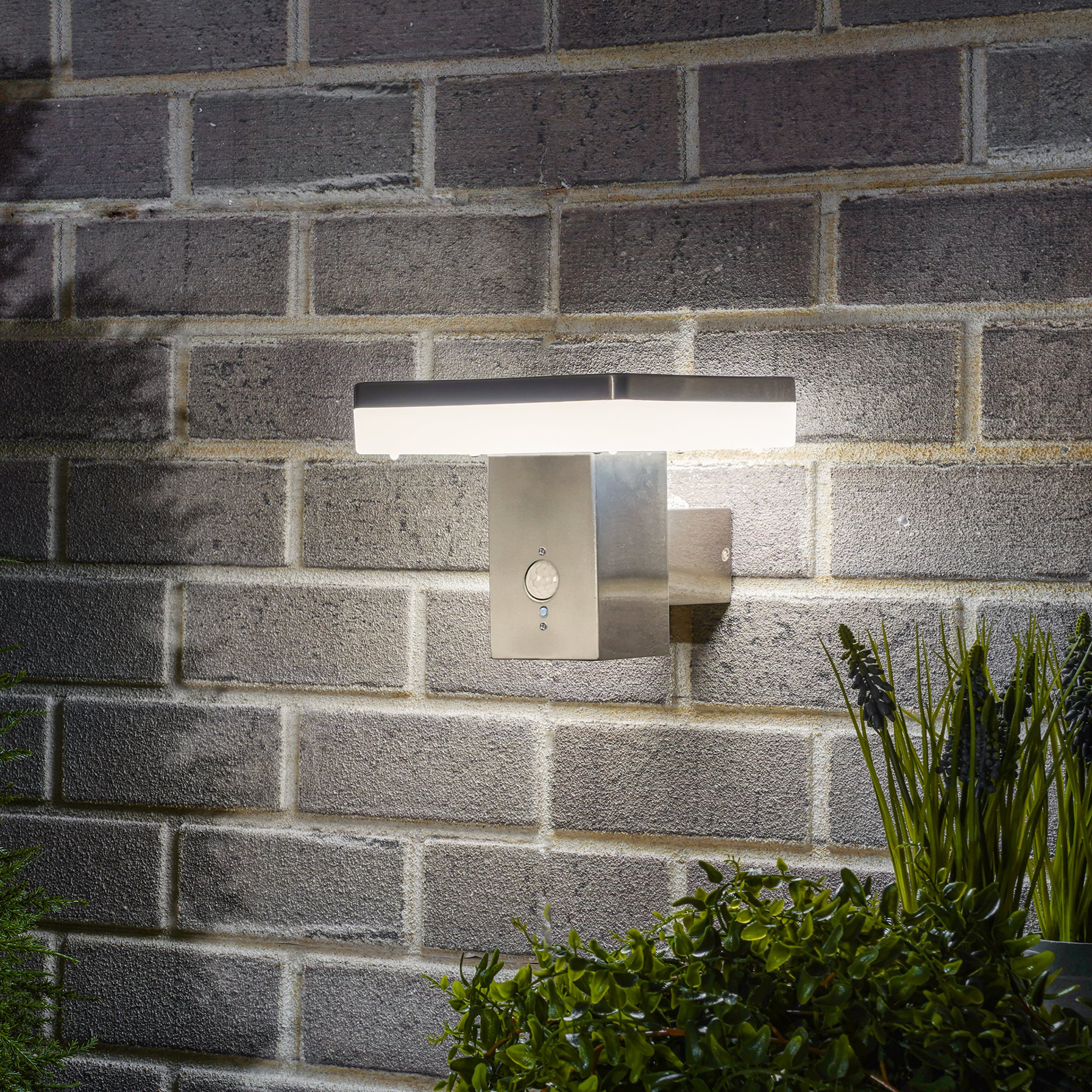 Solar Wandleuchte Balou CCT mit Bewegungssensor