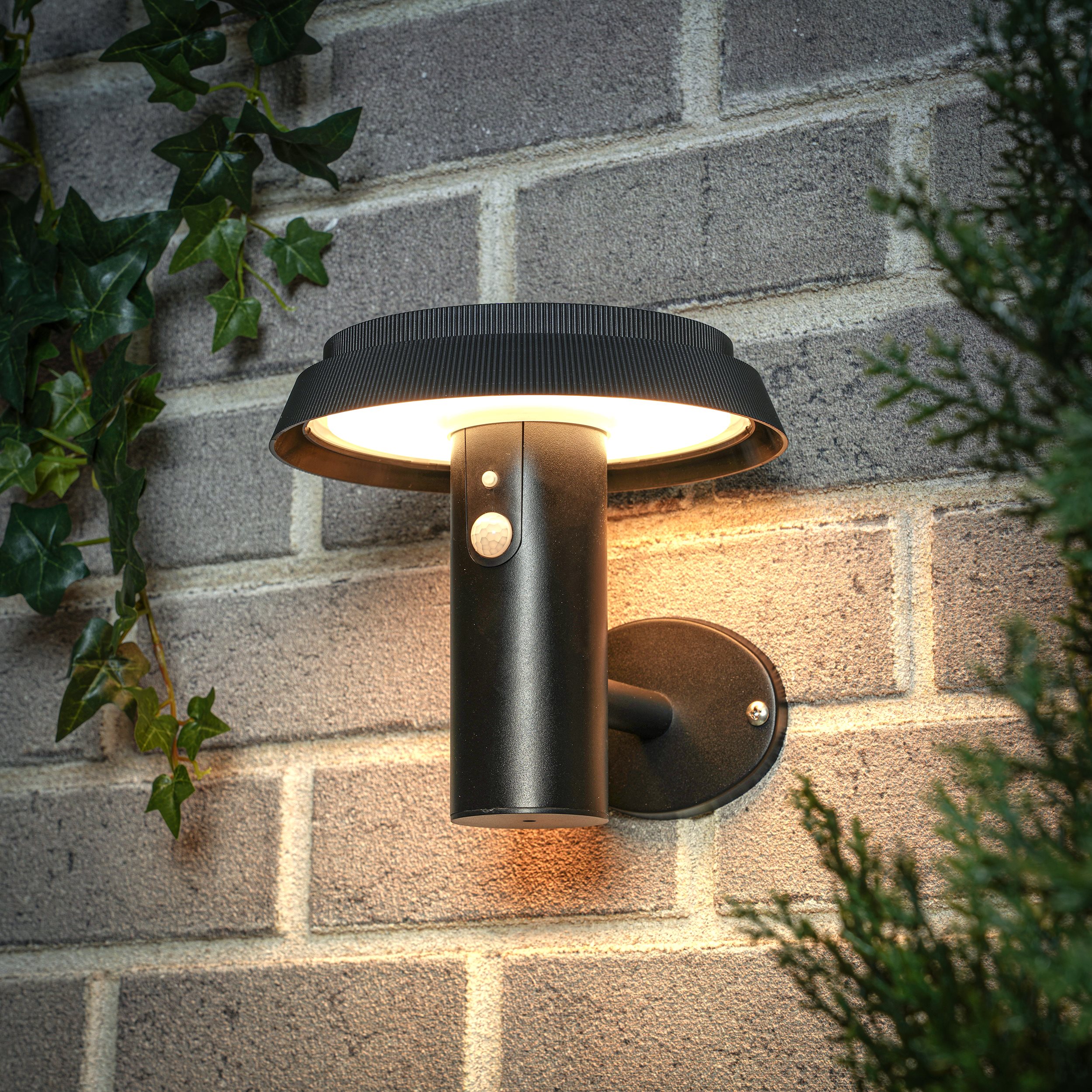 Solar Wandleuchte Sophia CCT mit Bewegungssensor