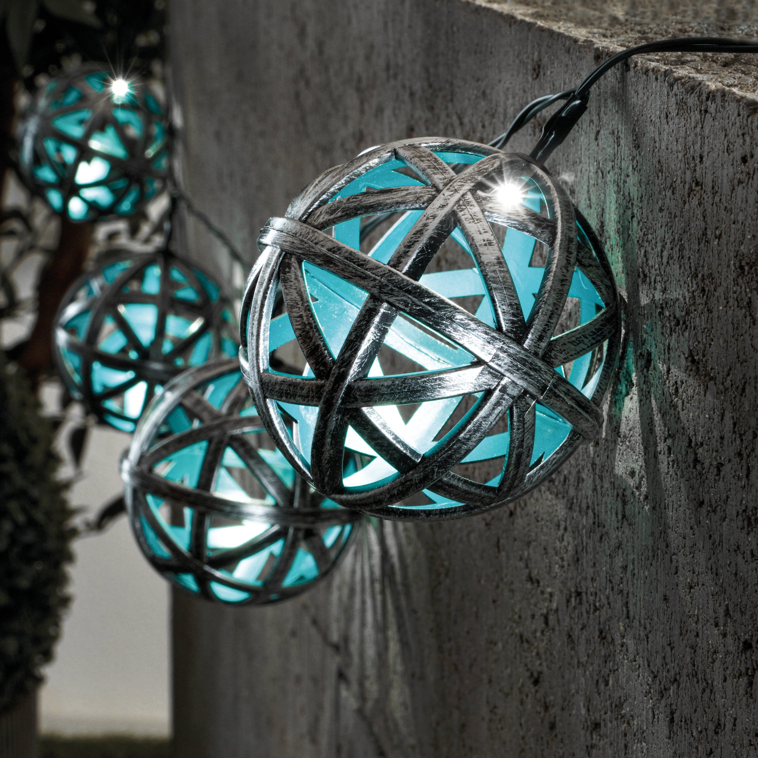 Solar Kugel-Lichterkette Valerie - silber / blau wetterfest