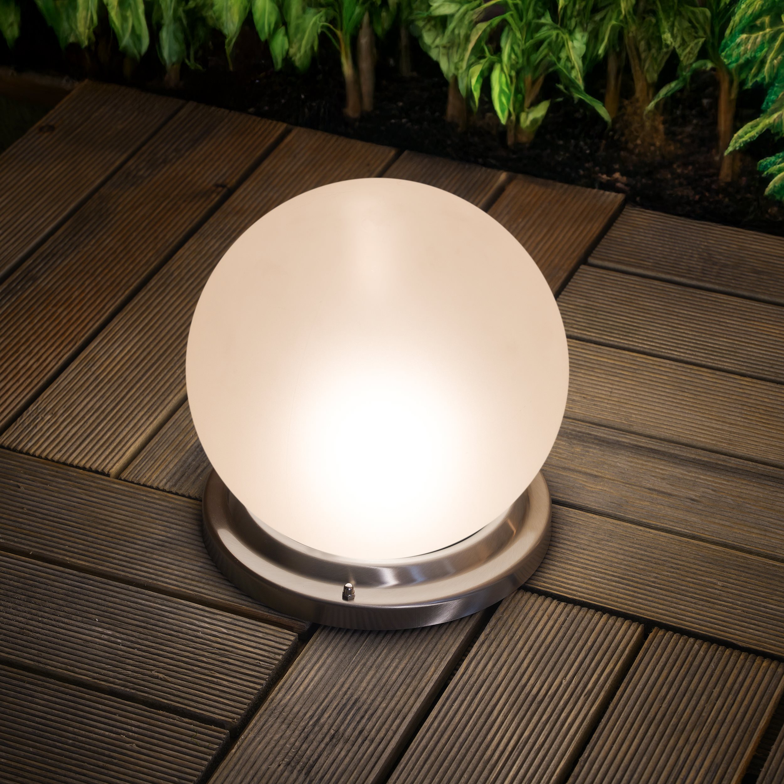 Solarkugel Liana ⌀ 25 cm mit Edelstahlsockel und Fernbedienung