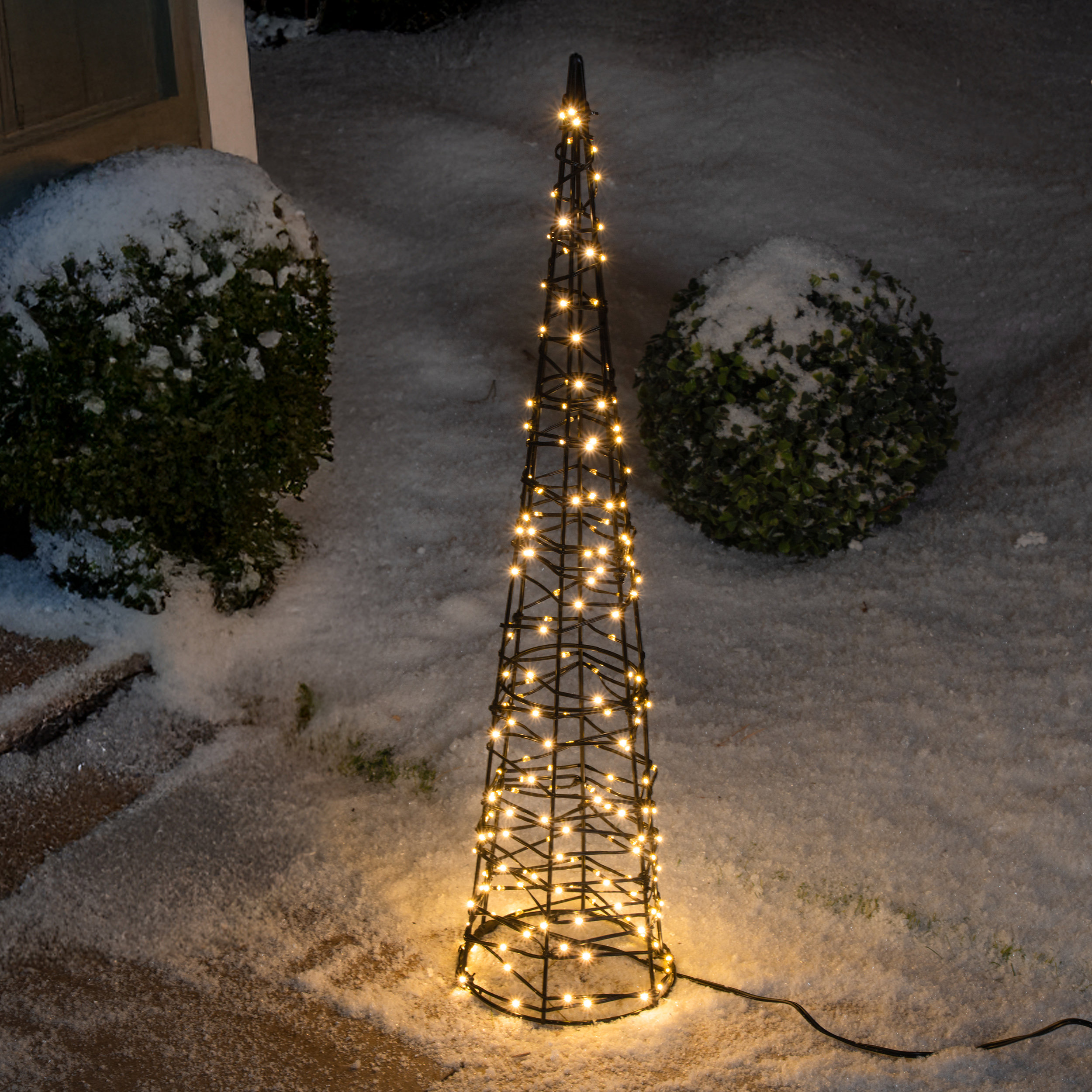 Solar Weihnachtspyramide Höhe 50 cm mit 200 warmweißen LEDs