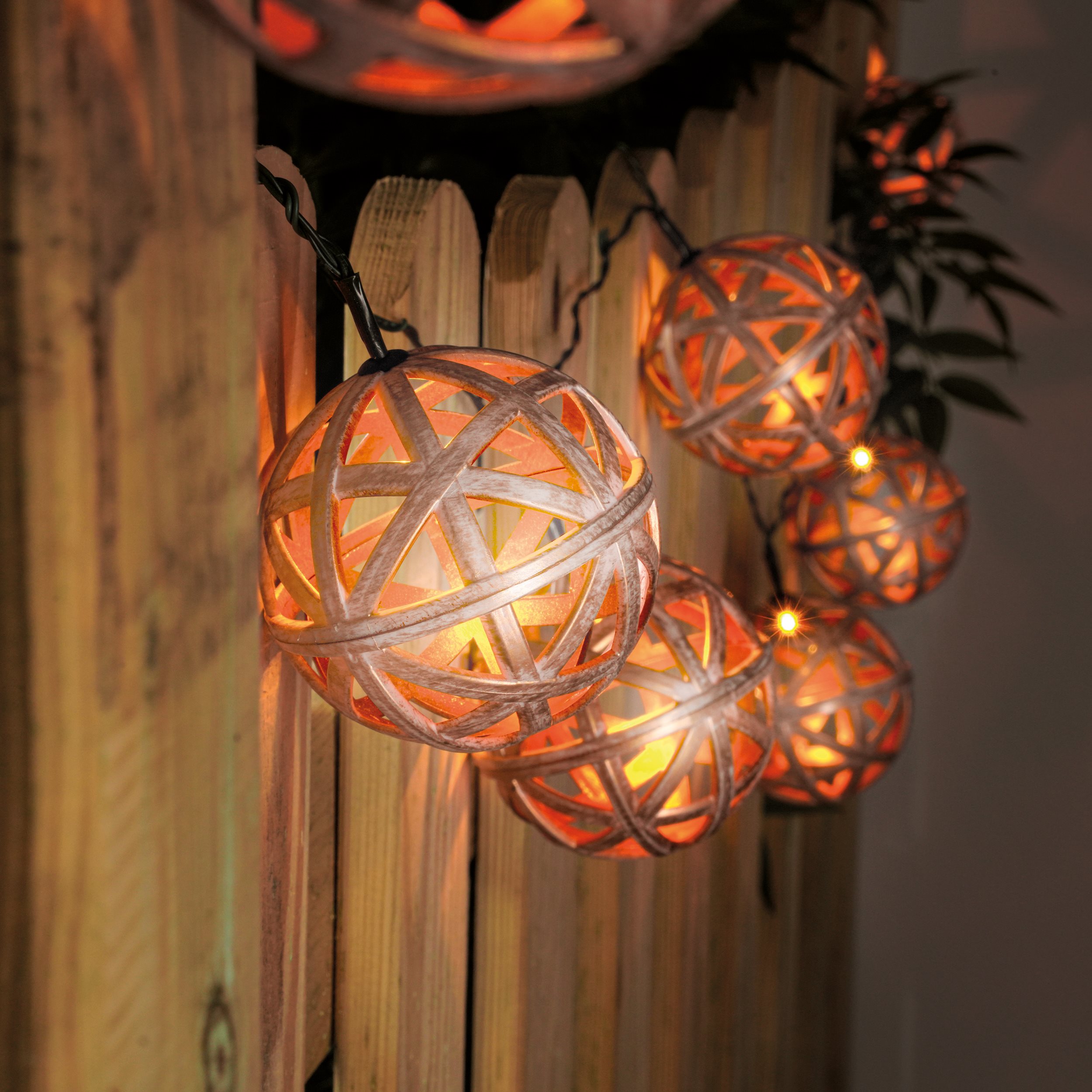 Solar Kugel-Lichterkette Valerie - altweiß / kupfer