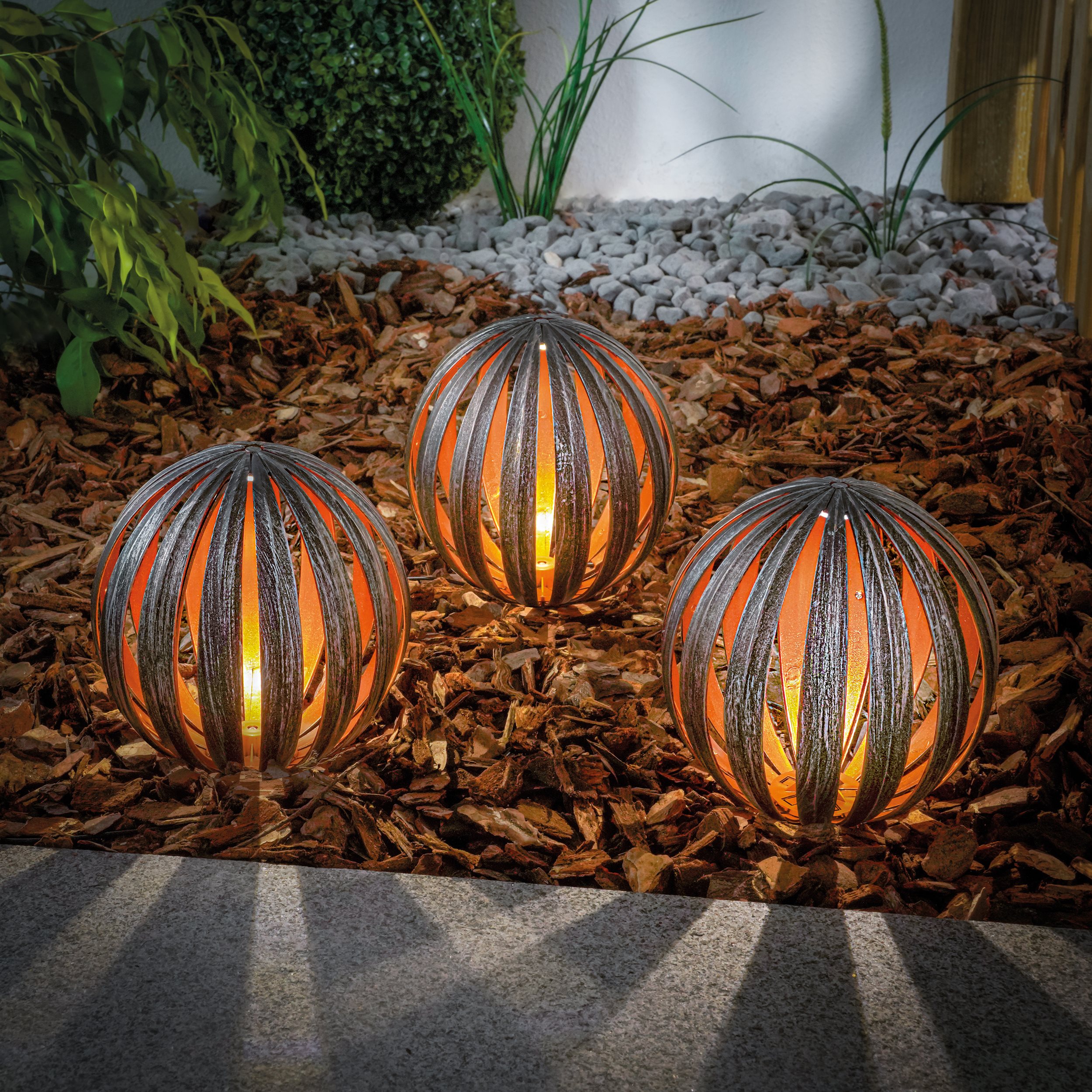 Solar-Dekokugeln Korsika Ø 15 cm silber, 3er-Set