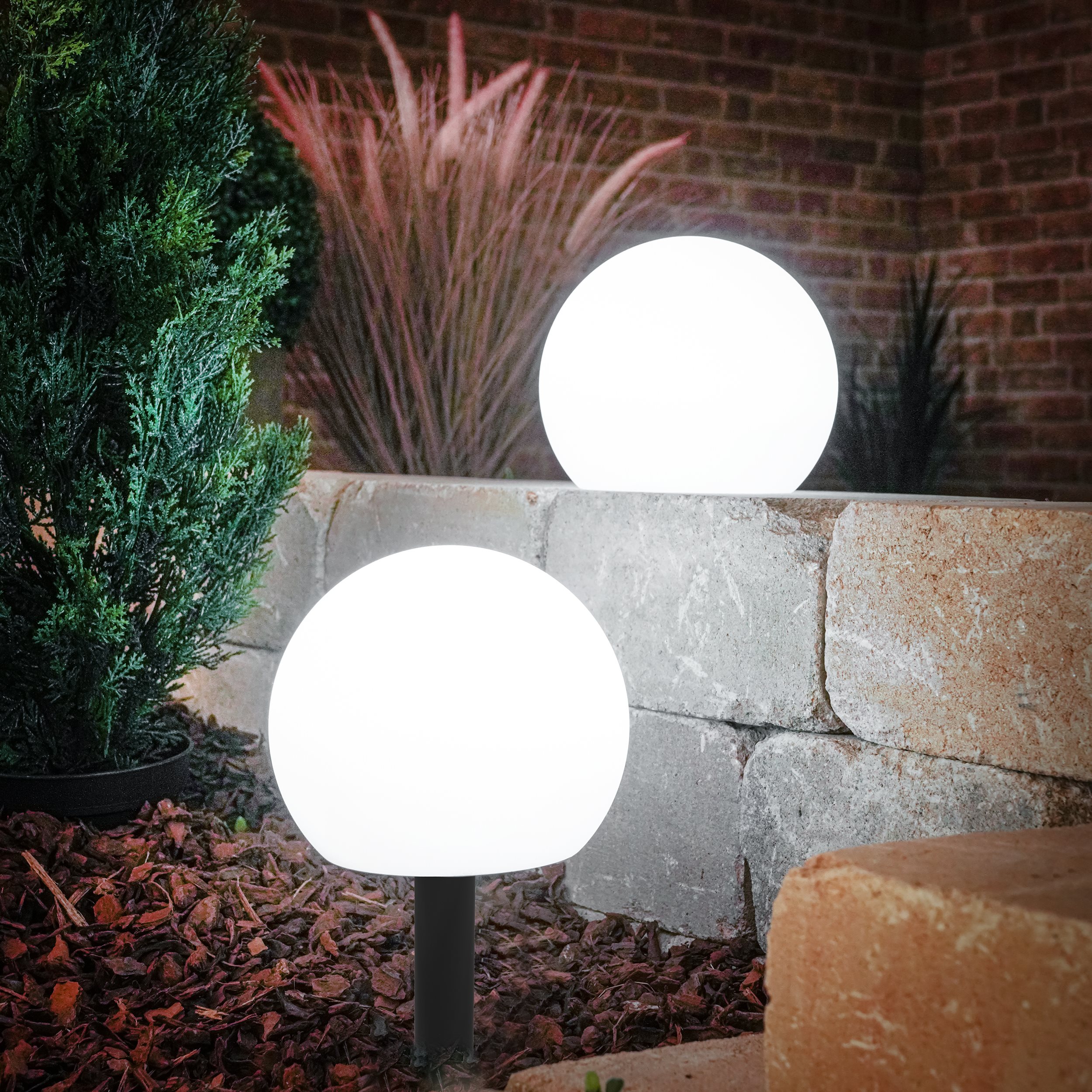 Stimmungsvolles Solarkugelset ⌀ 20 cm mit Fernbedienung