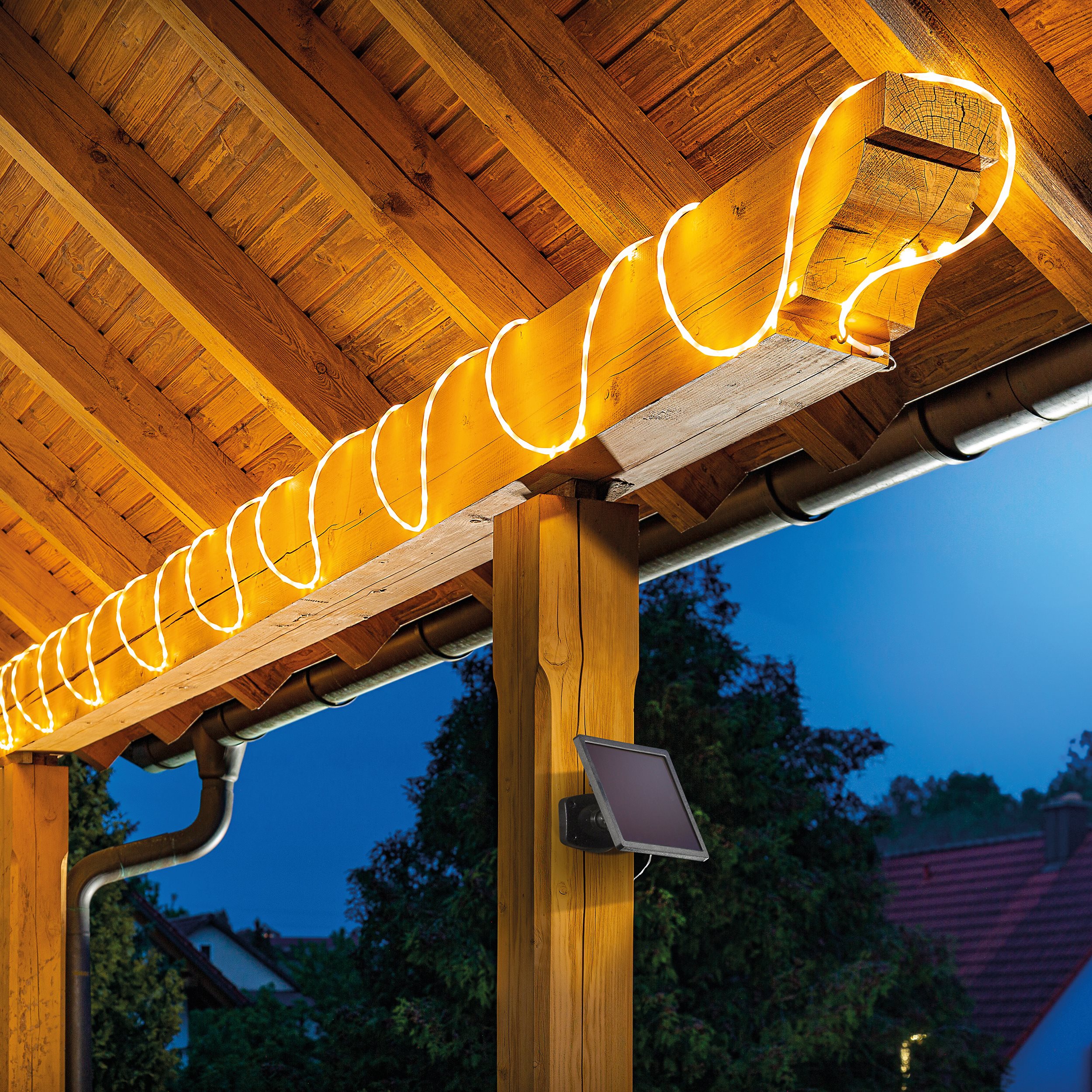 Solar Lichterschlauch mit 200 warmweißen LEDs