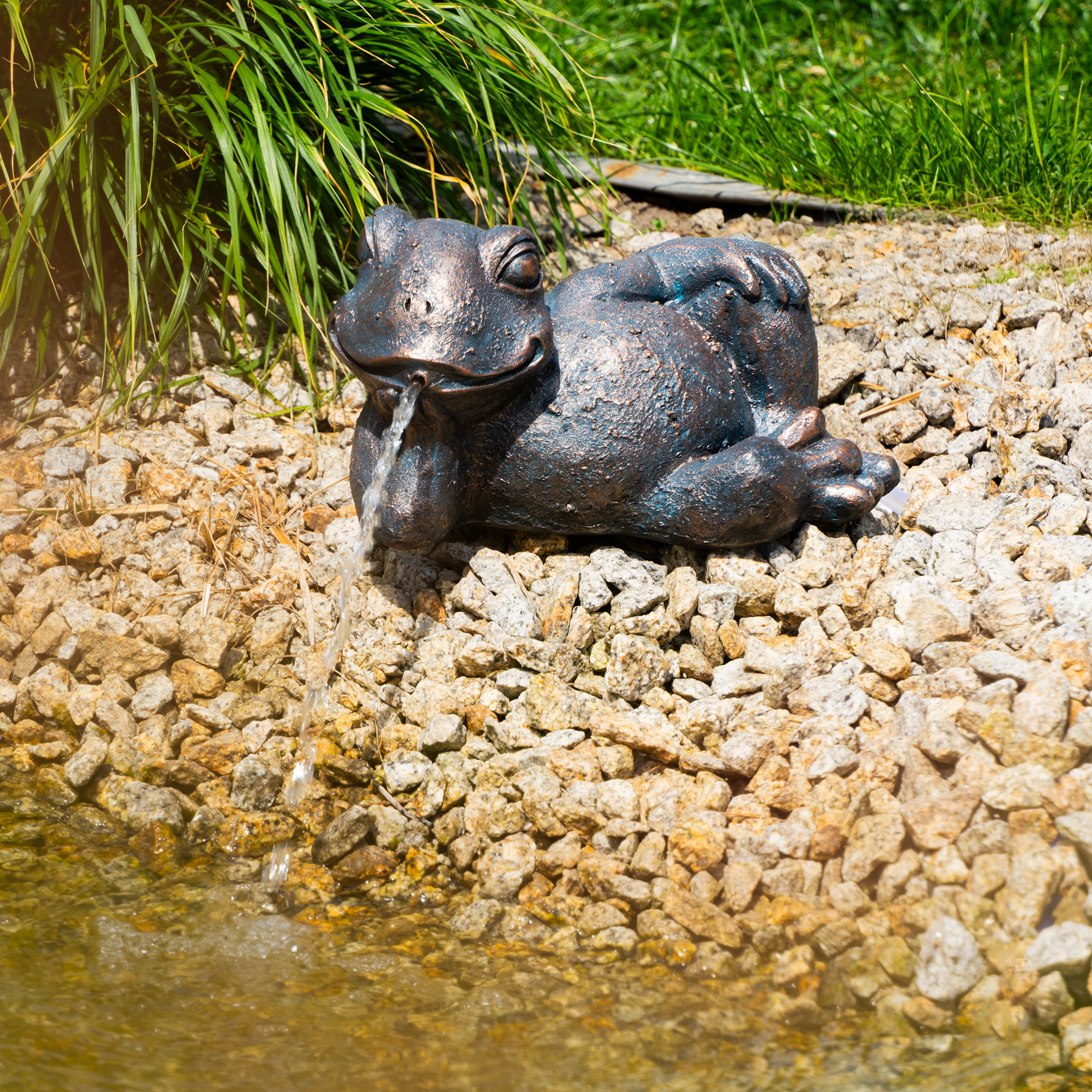 Solar Wasserspeier-Set liegender Frosch Pepe