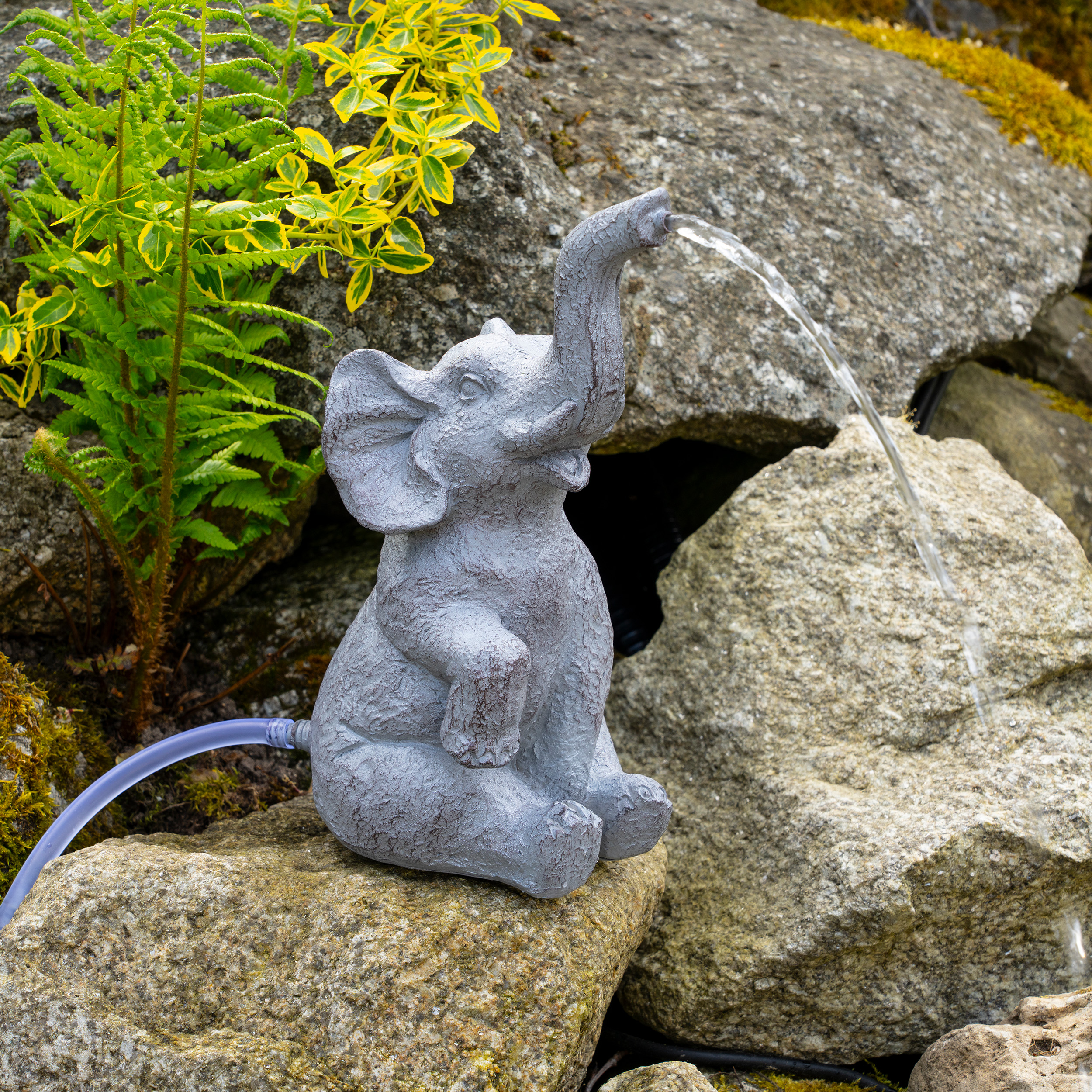 Solar Wasserspeierset sitzender Elefant Lumi