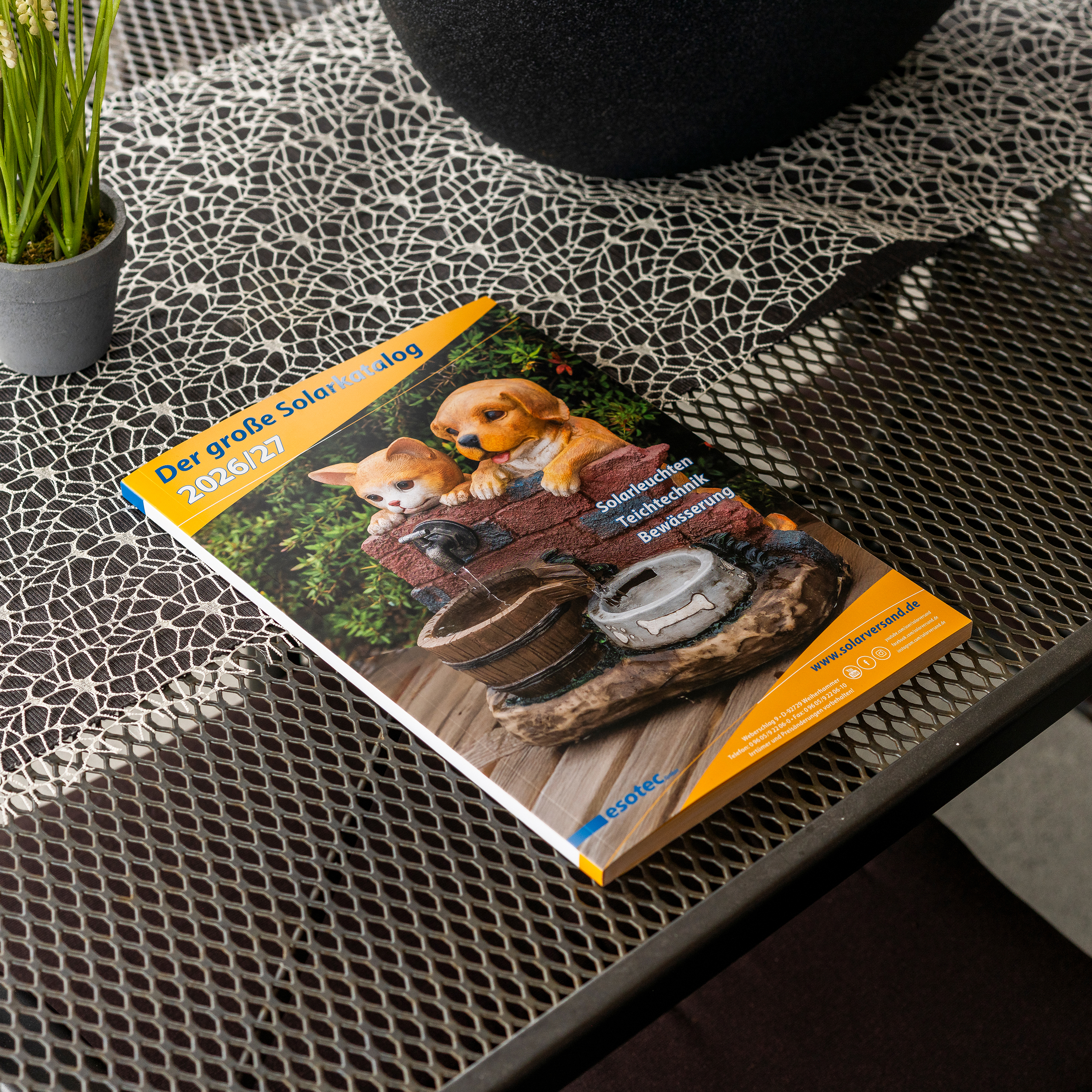 Der große Solarkatalog mit 220 Seiten als Gratisbeilage