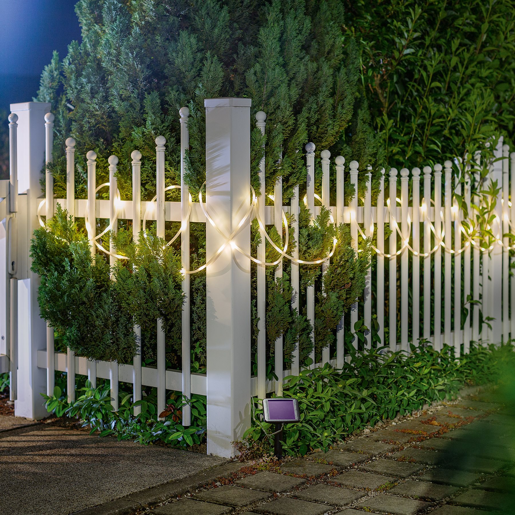 Solar Lichterschlauch mit 100 warmweißen LEDs