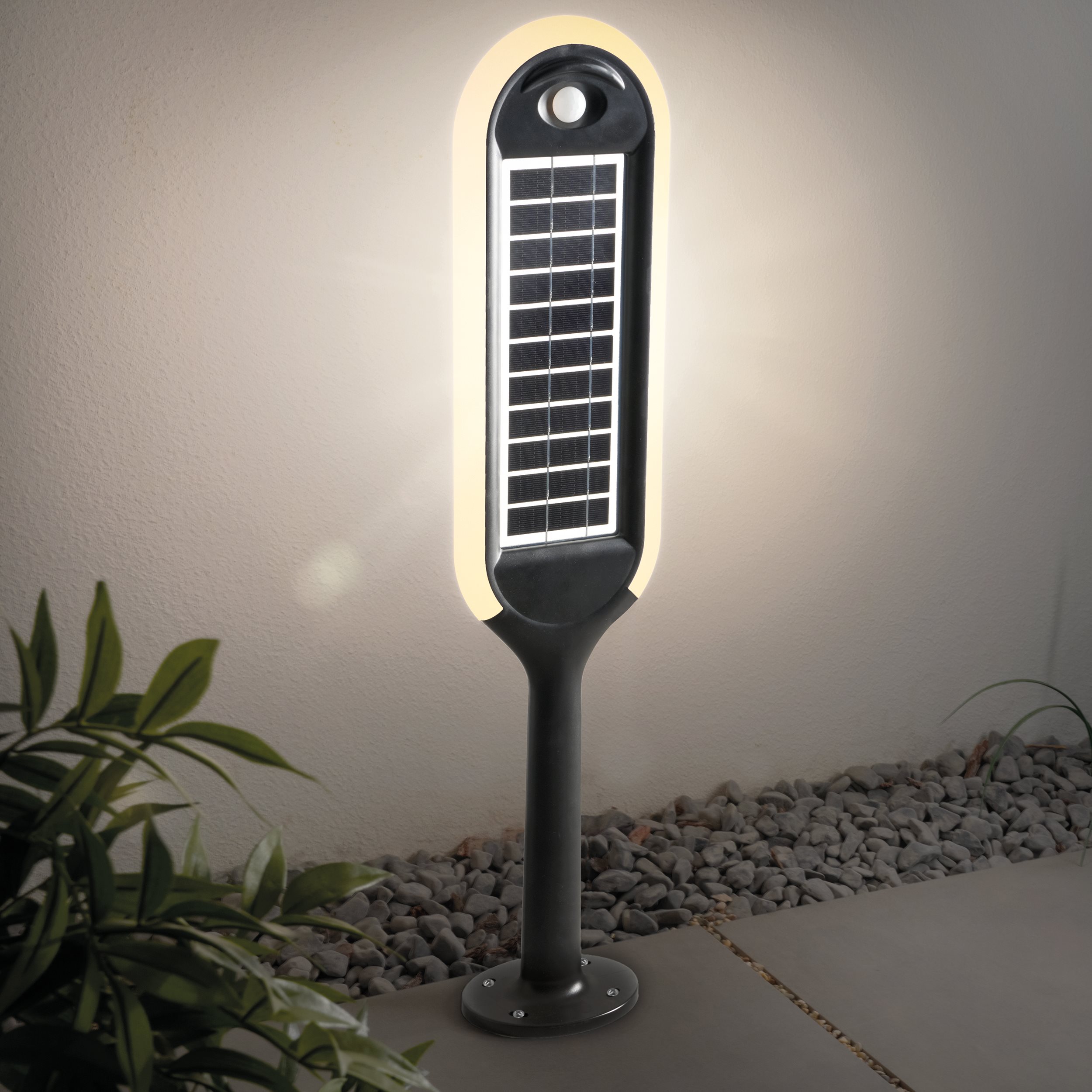 Moderne Sensor-Wegeleuchte mit beiseitigem Solarmodul
