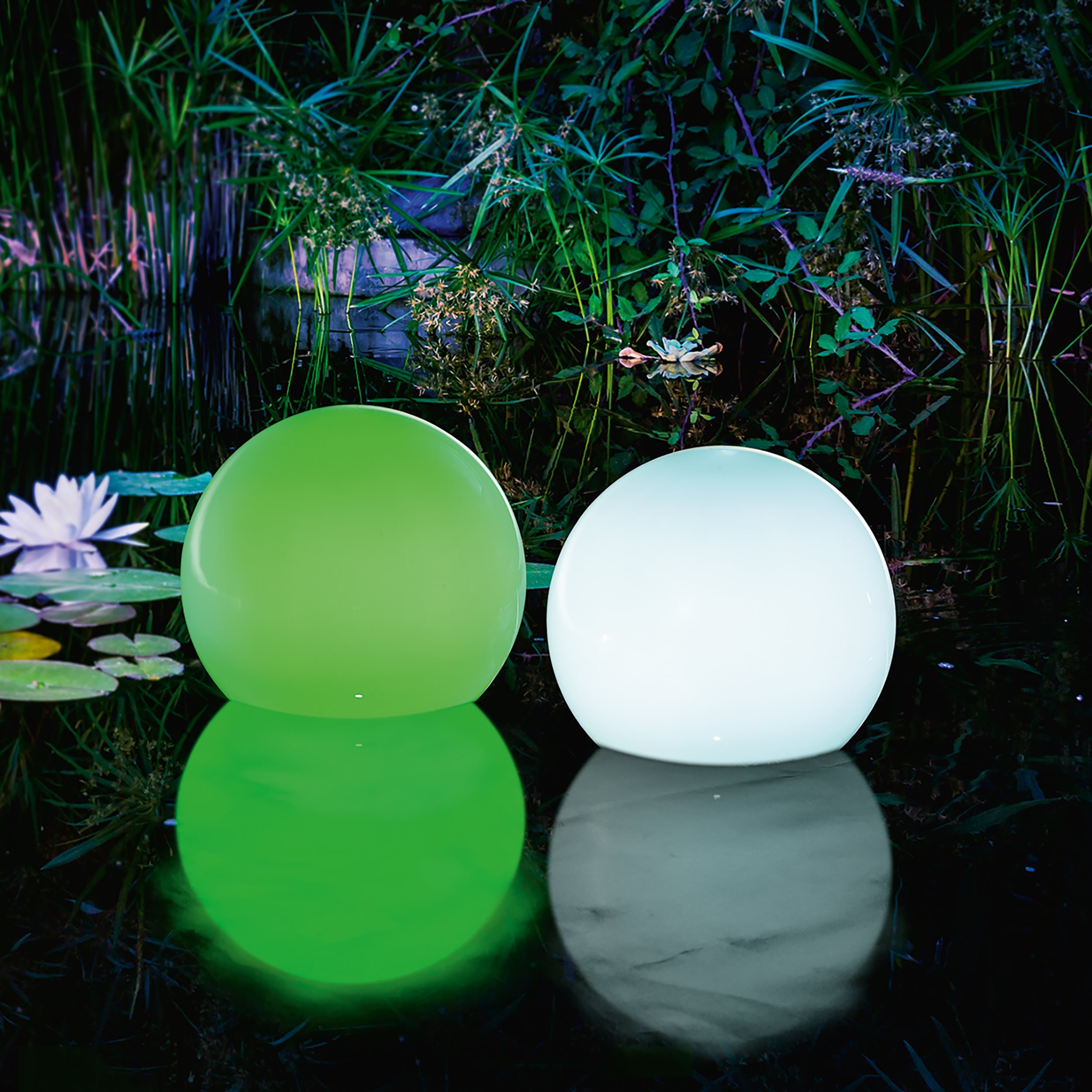 Solar Schwimmkugeln ⌀ 20 cm im 2er Set mit Fernbedienung