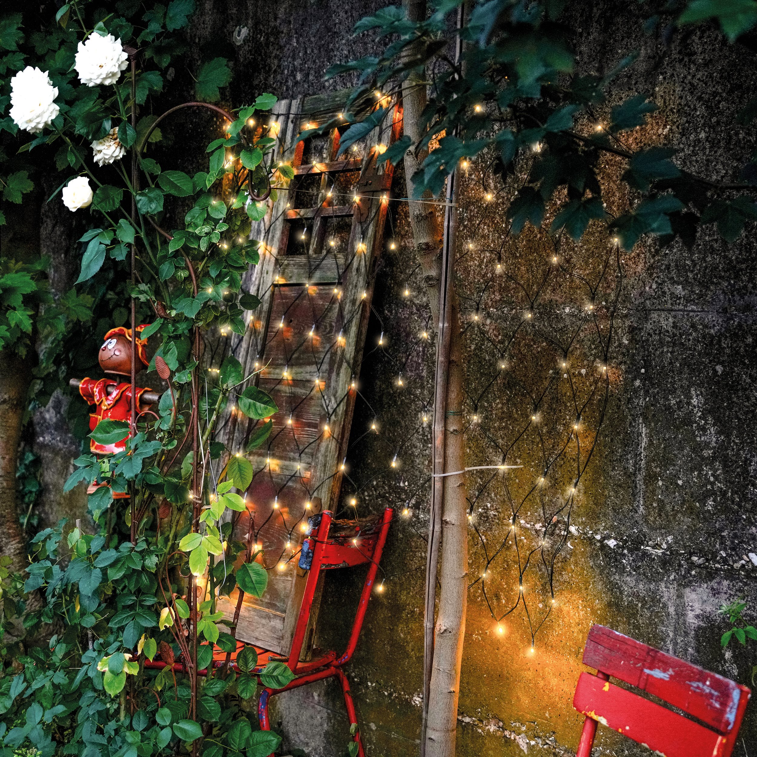 Solar Lichternetz mit 144 warmweißen LEDs