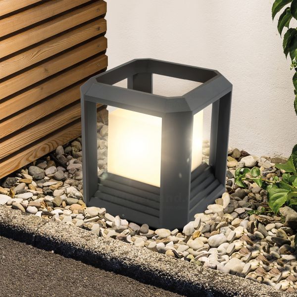 Moderne LED-Bodenleuchte Cube Light 25 cm