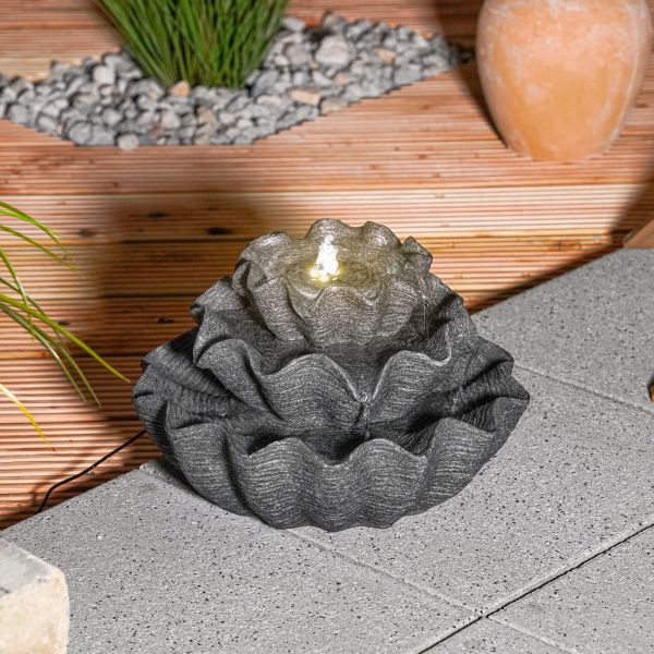 Solar Muschelbrunnen mit LED Licht